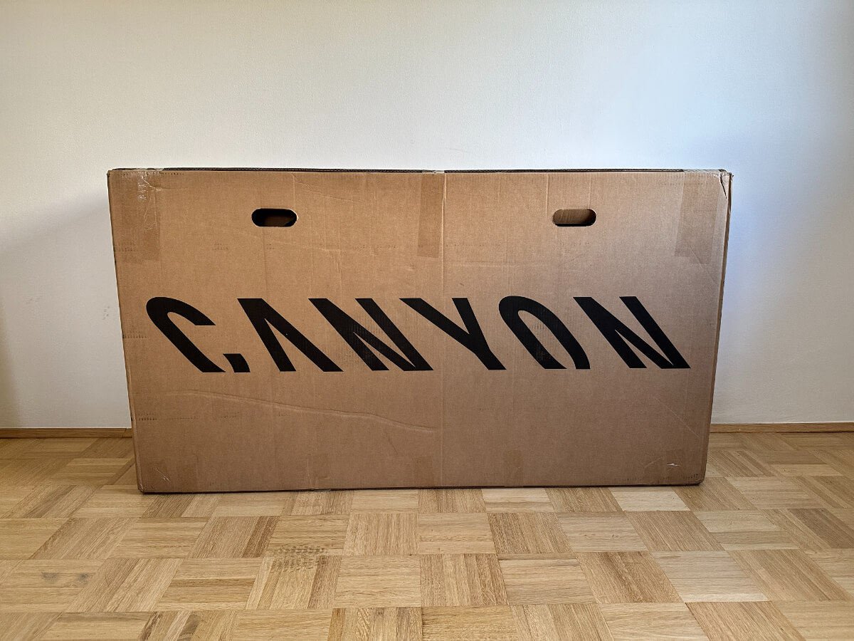 Canyon bike box